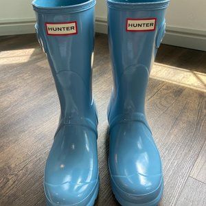 Light blue hunter rain boot